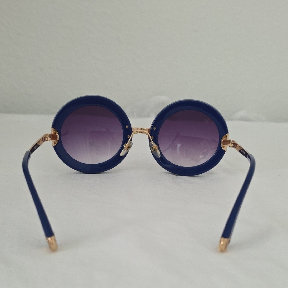 Louis Vuitton Navy and Gold Round Sunglasses - Picture 7 of 11